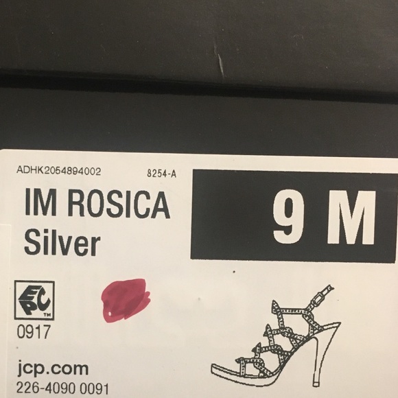 Special occasion heels! - Picture 4 of 4